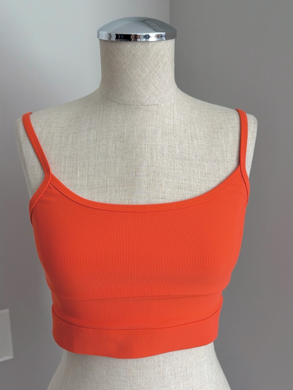 Wilo The Label Orange Ribbed Sports Bra M Medium Support Wireless Pullover